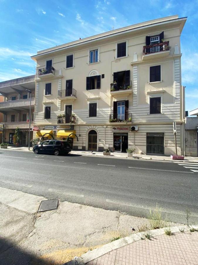 Anzio - Central And Comfortable Apartment Exterior foto
